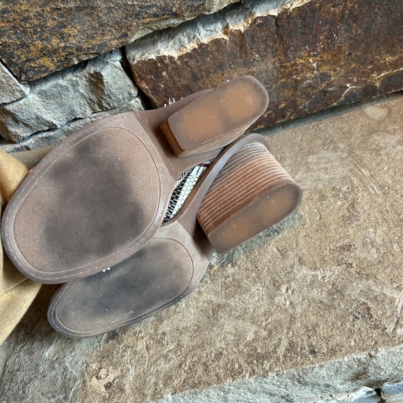 Lucky Brand striped raffia sandals - Picture 7 of 7